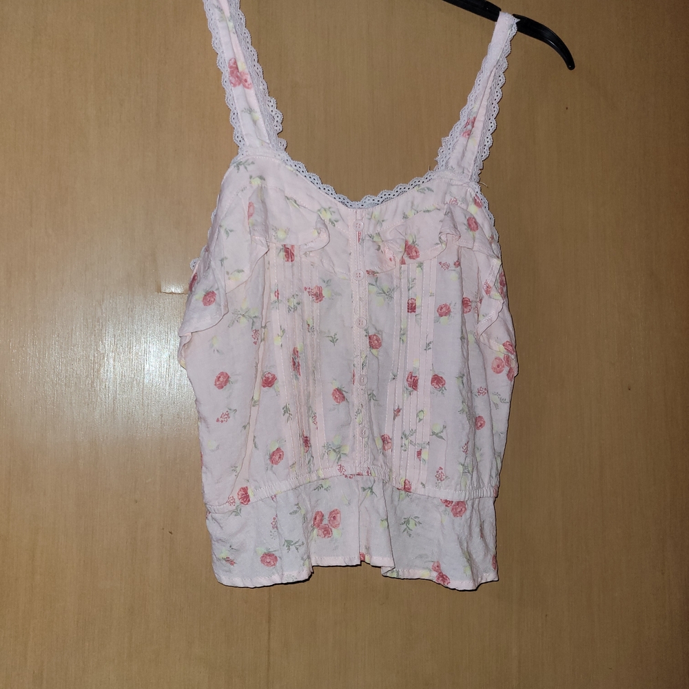 Floral Lace Trim Camisole in Soft Pink